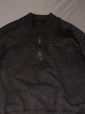 Cabela's Dark Gray Half-Zip Pullover Sweater